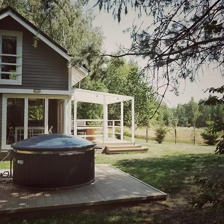 Dom wakacyjny Cozywood Wypoczynkowe Z Balią I Sauną Na Kaszubach *